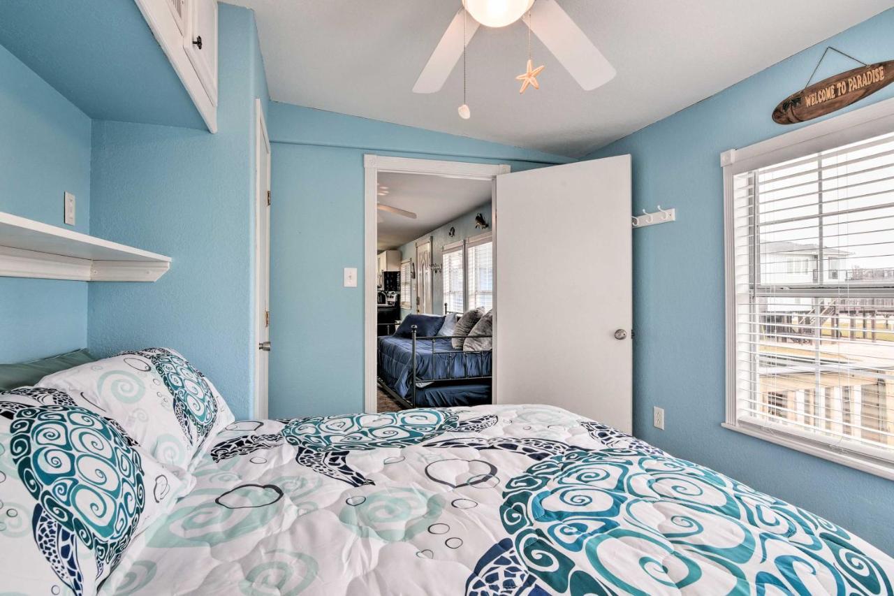 Surfside Beach Gem With Deck - 1 Block To Shore! Freeport Exterior foto