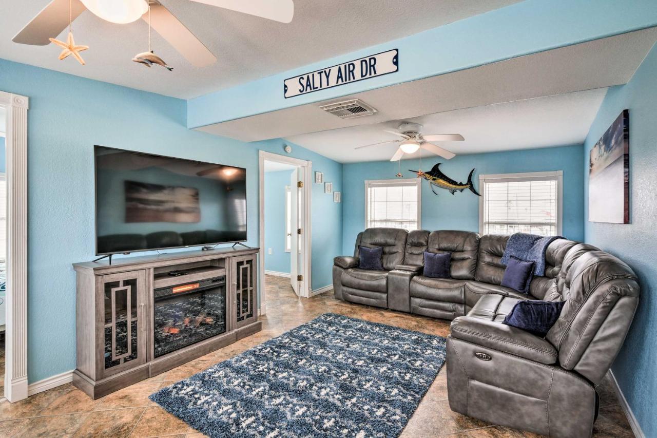 Surfside Beach Gem With Deck - 1 Block To Shore! Freeport Exterior foto