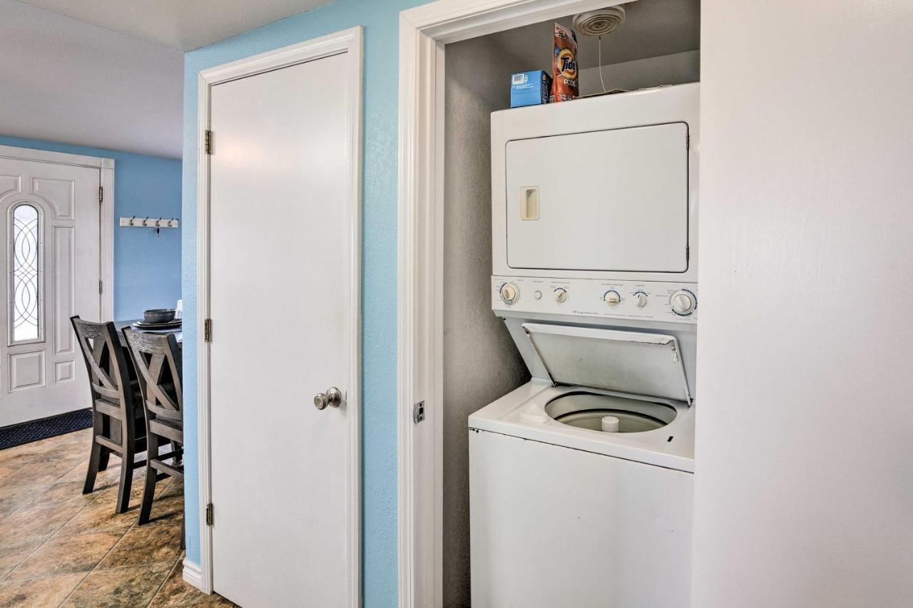 Surfside Beach Gem With Deck - 1 Block To Shore! Freeport Exterior foto